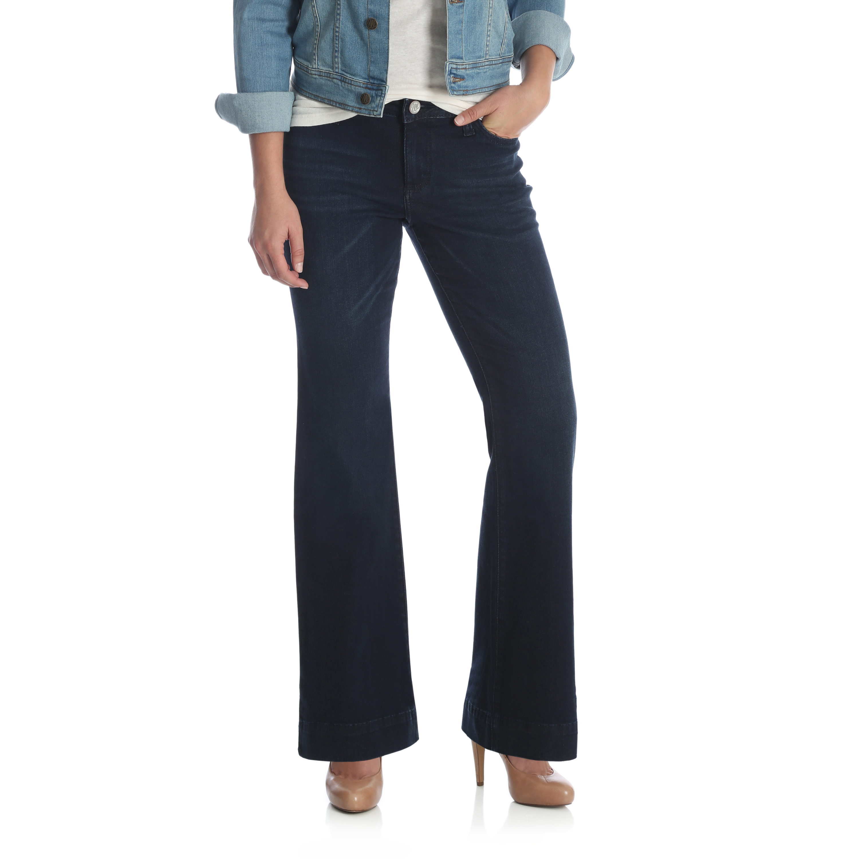 Murdoch's – Wrangler - Women's Retro Mae Mid-Rise Wide Leg Trouser Jean